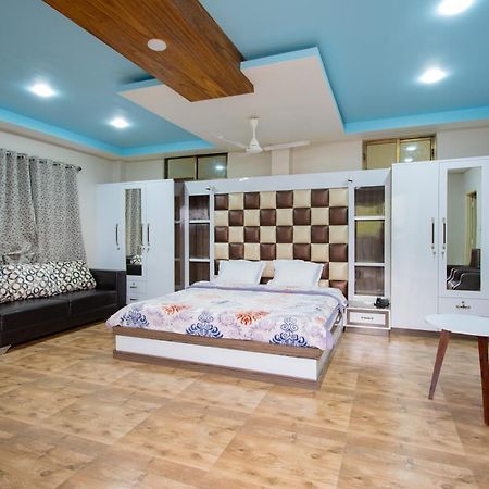 Radiant Club & Resort Imphal Kültér fotó