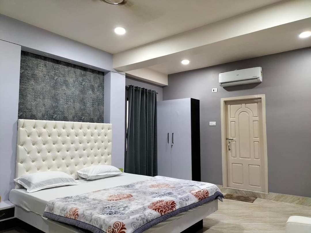 Radiant Club & Resort Imphal Kültér fotó